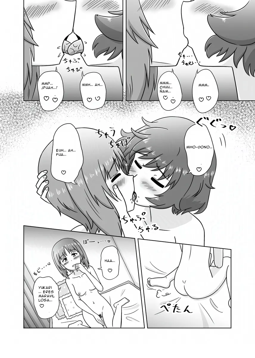 Miho/Yukari yuri erotic manga: "Nothing but Fun Times" capítulo 1 página 12